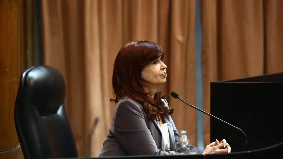 Cristina Kirchner e outros condenados em caso de corrupção devem pagar mais de US$ 500 milhões