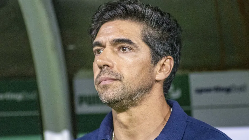 Abel cita 'calcanhar de Aquiles', mas Palmeiras mostra mais problemas