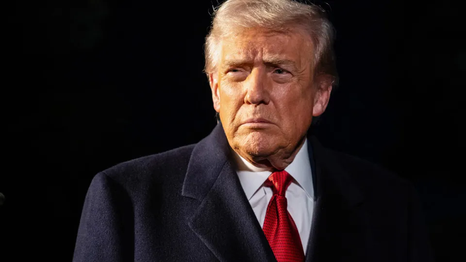 EUA: Promotores renunciam após morte de mulher pelo ICE