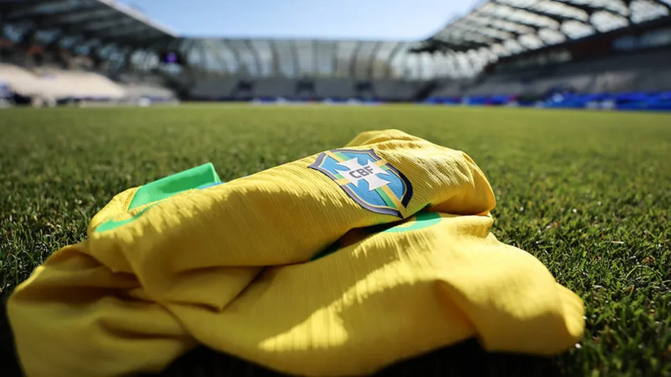 Presidente da CBF veta 'Brasa' no uniforme da seleção brasileira