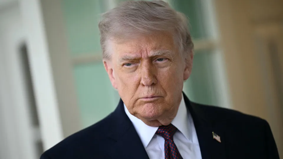 Trump diz que Israel está proibido de bombardear o Líbano