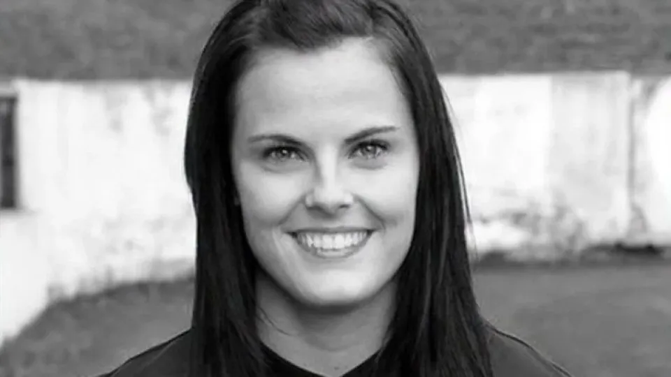 Ex-jogadora Tamara Mendler morre aos 32 anos após dar à luz