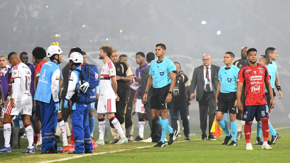 Caos na Libertadores: Flamengo pode ganhar 3 pontos após jogo cancelado