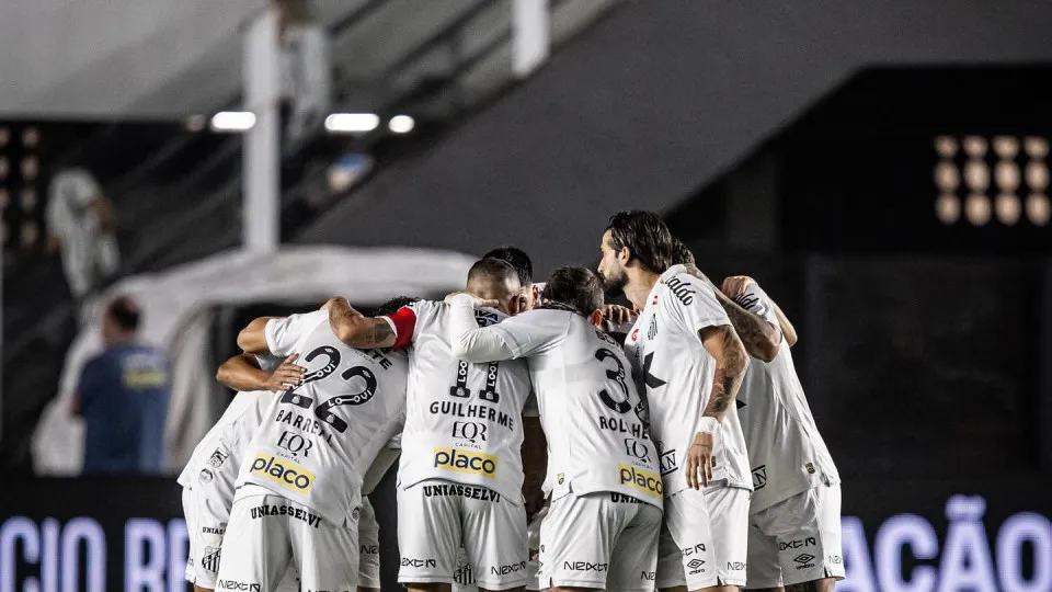 Santos 'entrega' vantagem em 71% dos últimos jogos e liga alerta em Cuca