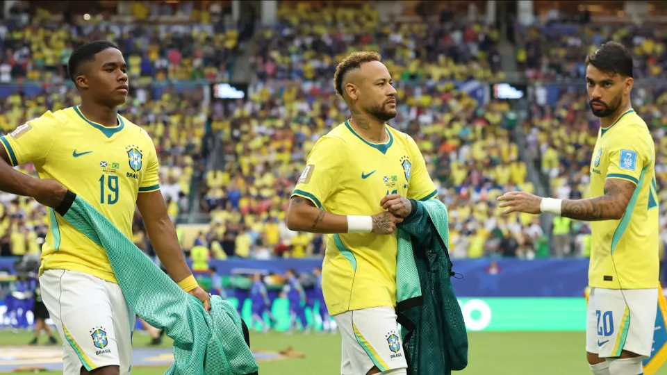 Quem entra no lugar de Paquetá? Veja opções de Ancelotti