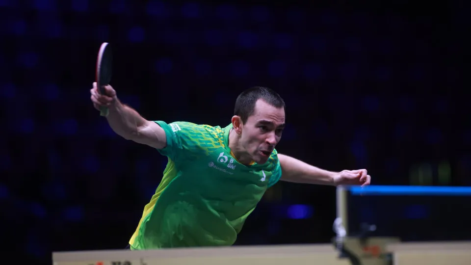 Calderano supera anfitrião na estreia do Europe Smash na Suécia