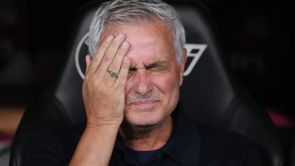 Mourinho enfrenta crise no Real Madrid após nova briga entre jogadores