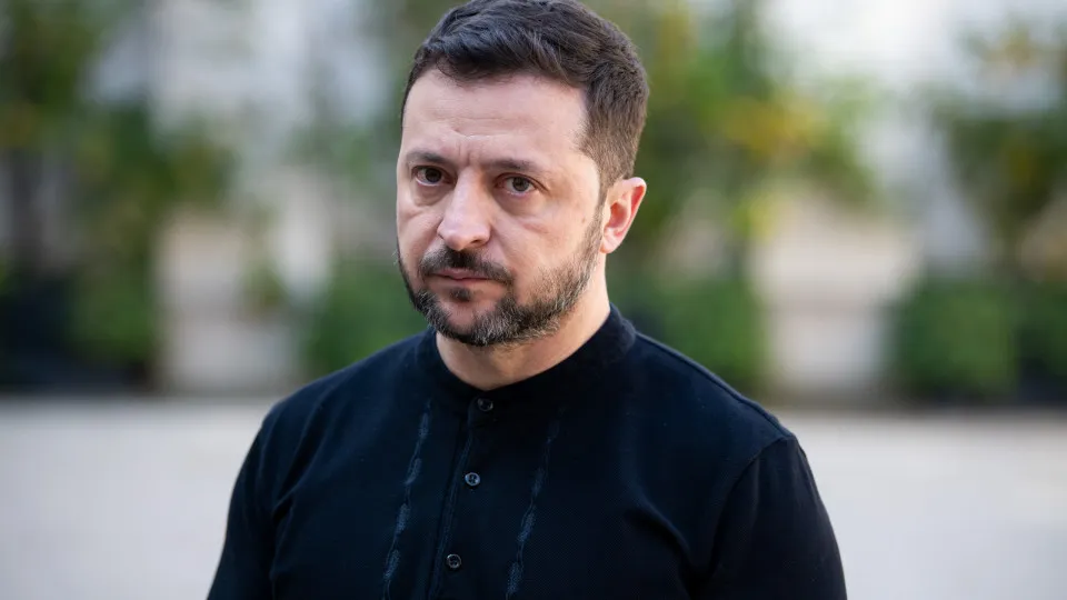 Rússia ataca Ucrânia sem alerta dos EUA de novo, diz Zelenski