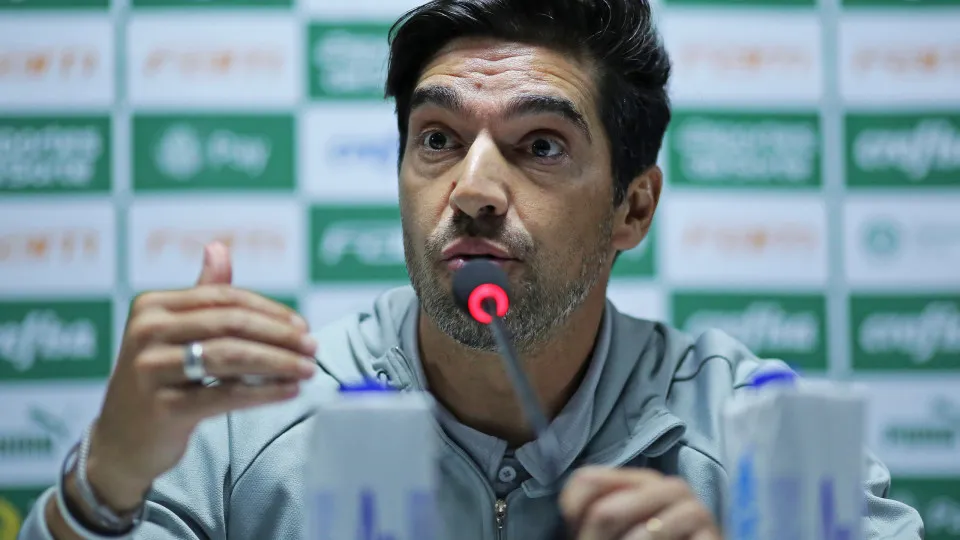 Abel se inspira em José Mourinho em desabafo após quarta final de Libertadores
