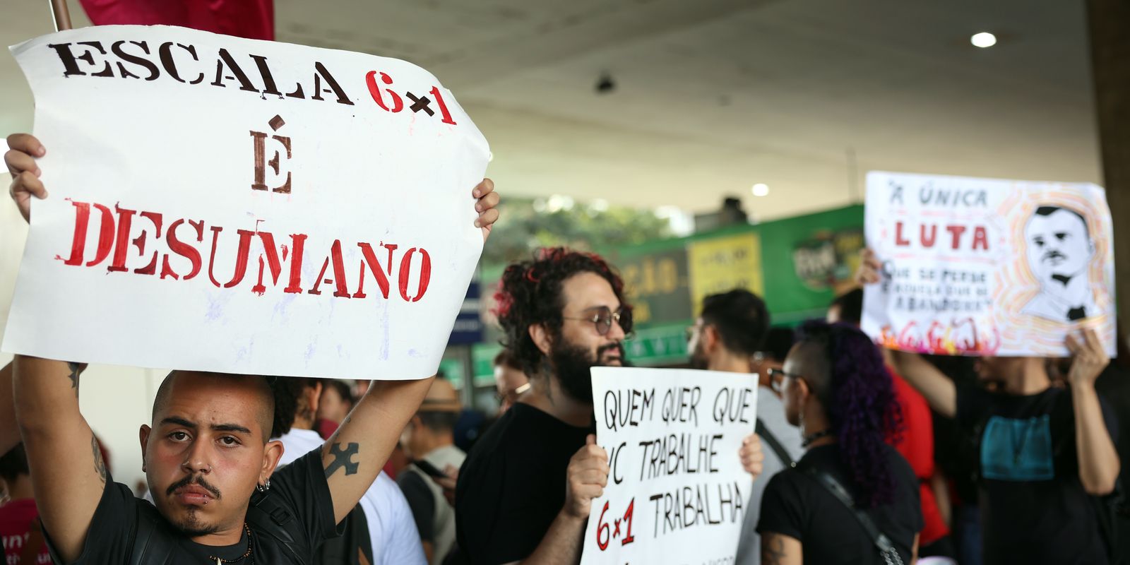 Movimentos pressionam por debate da redução da jornada no Congresso