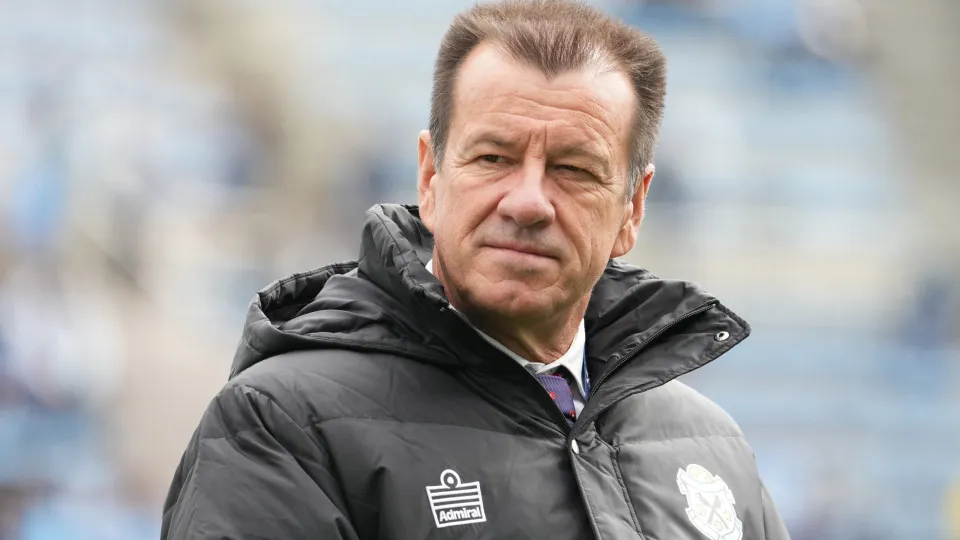 Dunga critica busca da CBF por estrangeiro: 'É uma vergonha esses caras recusando a seleção'